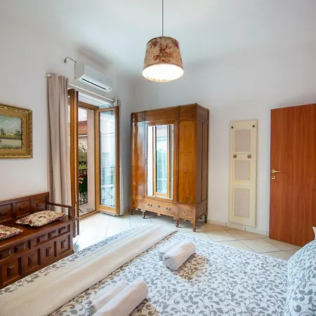 Casa Villani אג'רולה